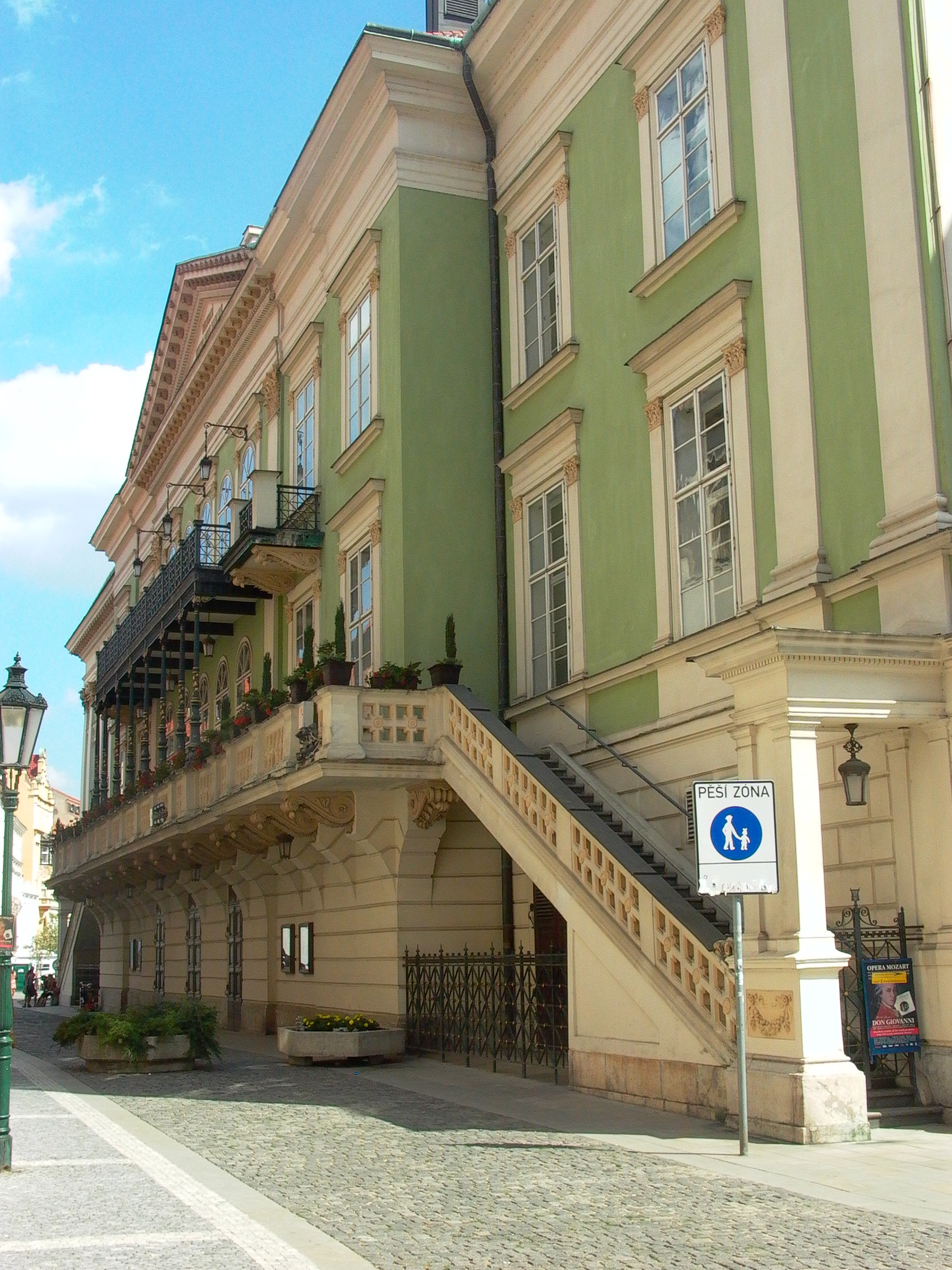 P1260858